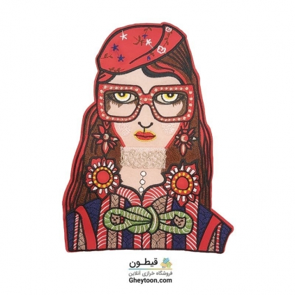 تکه دوزی دختر روستایی