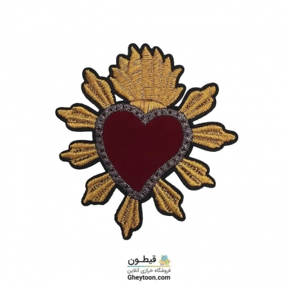 تکه دوزی قلب و اشعه طلایی